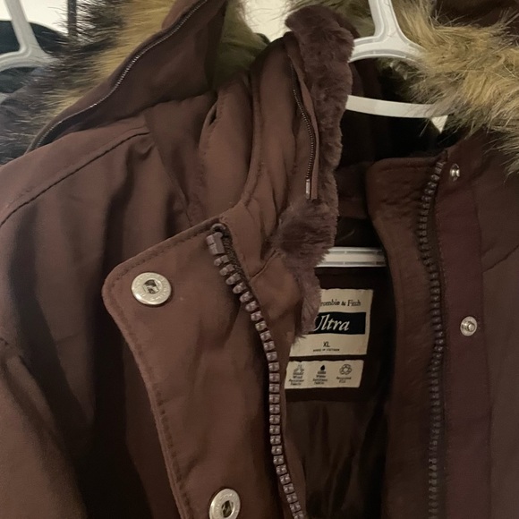 Abercombie and Fitch parka women's winter jacket - Picture 4 of 4